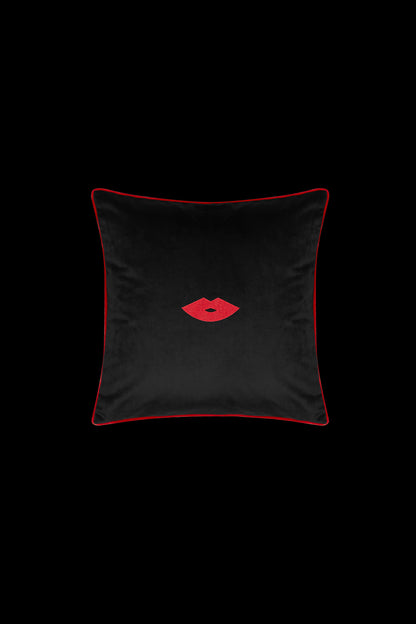 French Kiss Cushion - Curiosités Désirables ©