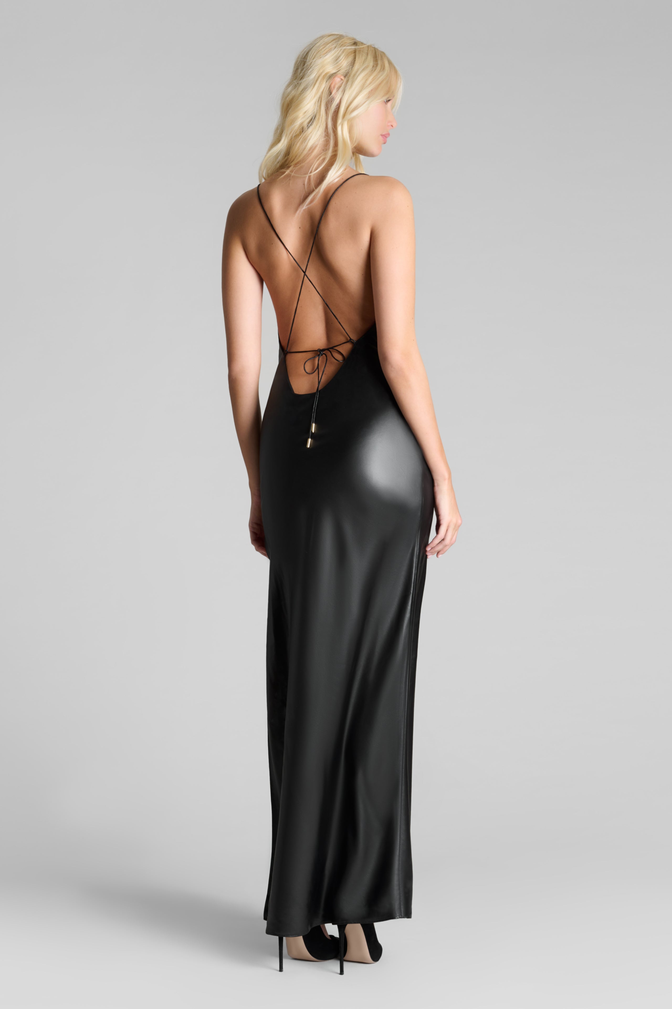 031 Long backless dress - Le Vestiaire