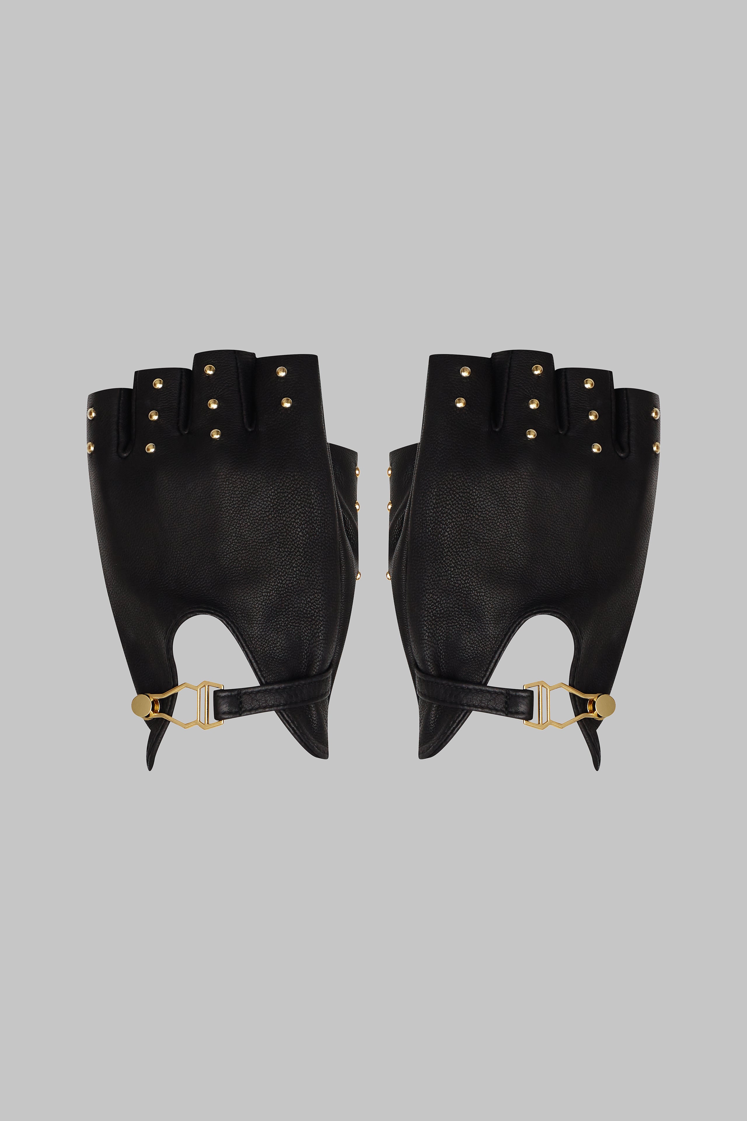 Studded leather mittens 