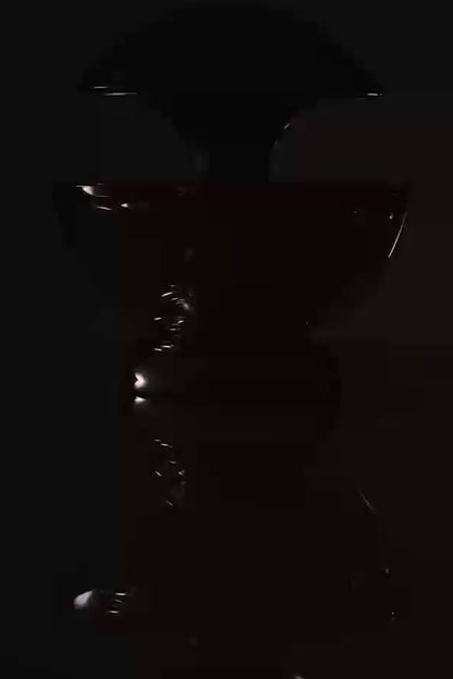 L’Indécente - Rechargeable table lamp - Curiosités Désirables ©