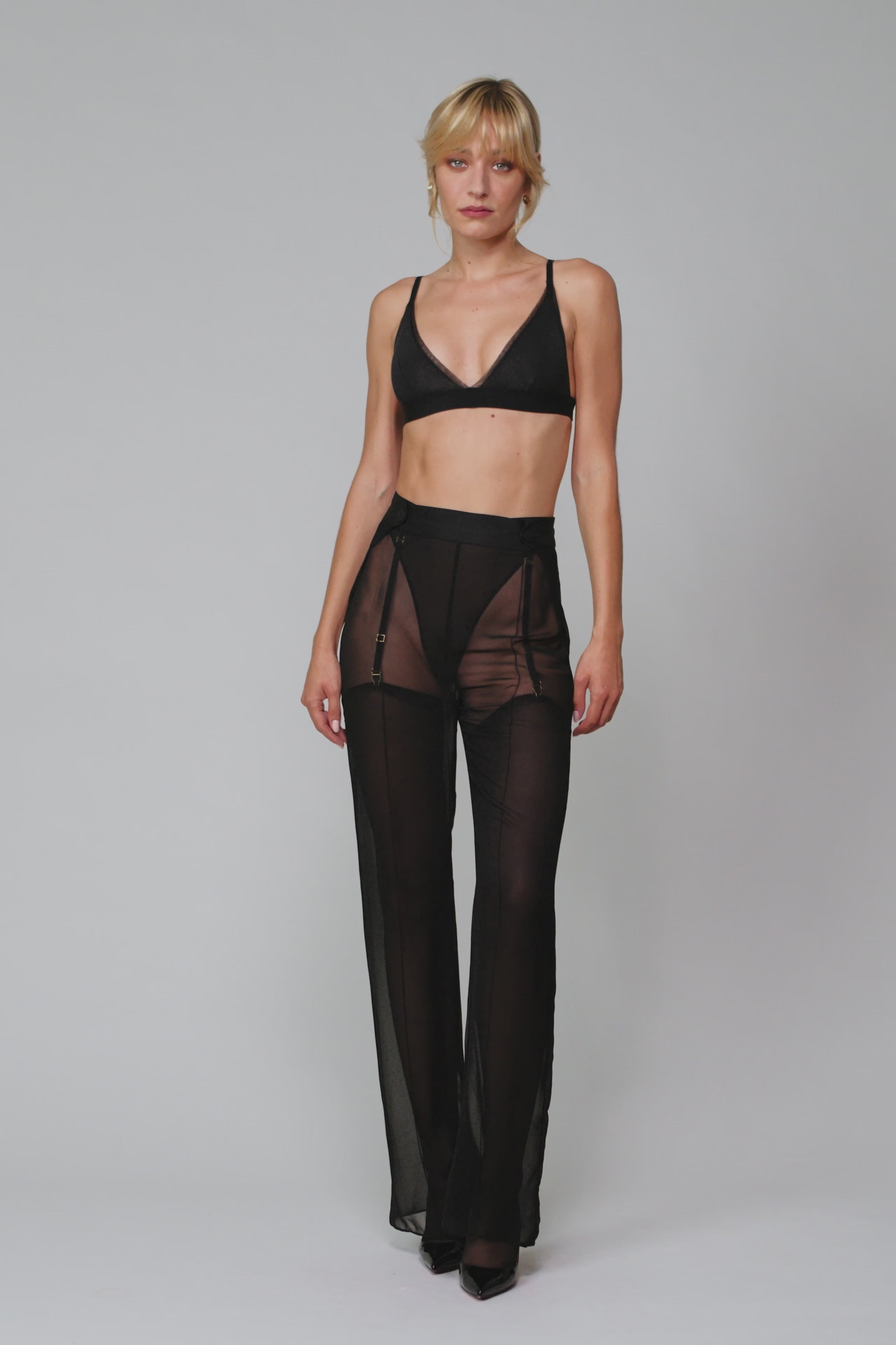 028 Sheer trousers - Le Vestiaire